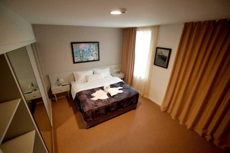 Hotel Zp Palace Τυφλίδα Εξωτερικό φωτογραφία