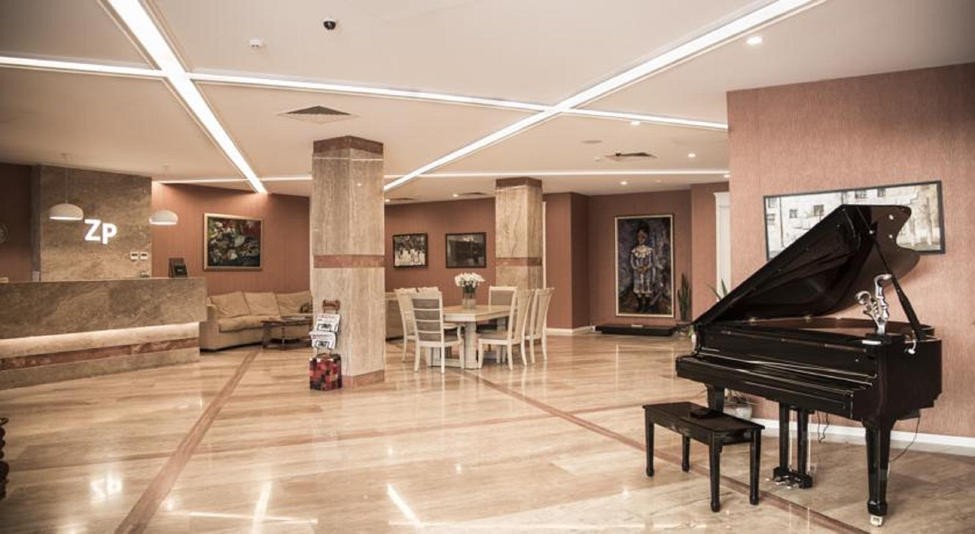 Hotel Zp Palace Τυφλίδα Εξωτερικό φωτογραφία